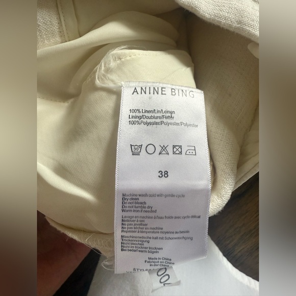 Anine Bing Carrie Shorts - Picture 9 of 12